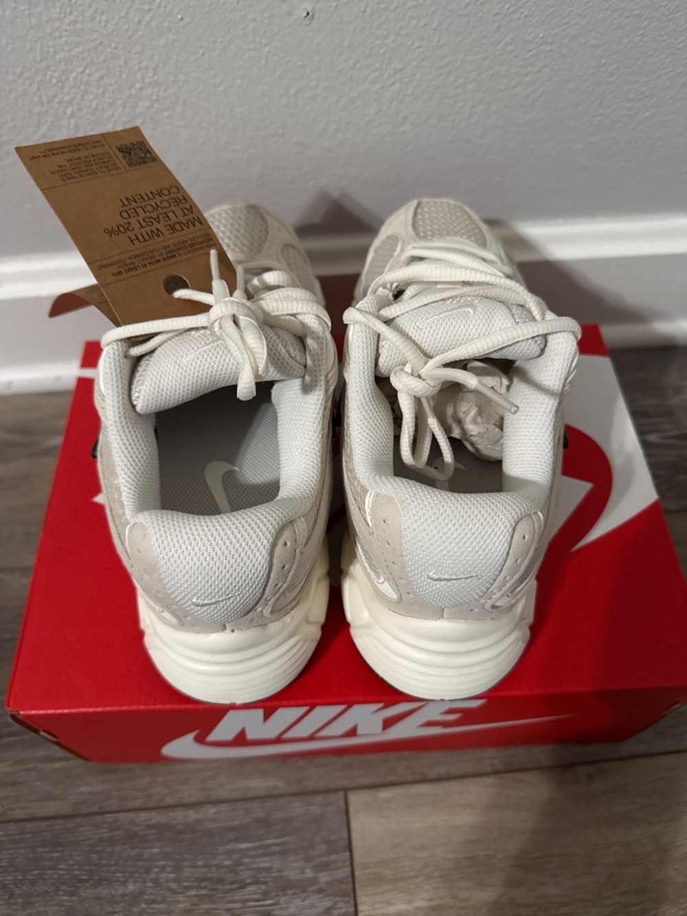 Nike V5 RNR - Picture 4 of 5